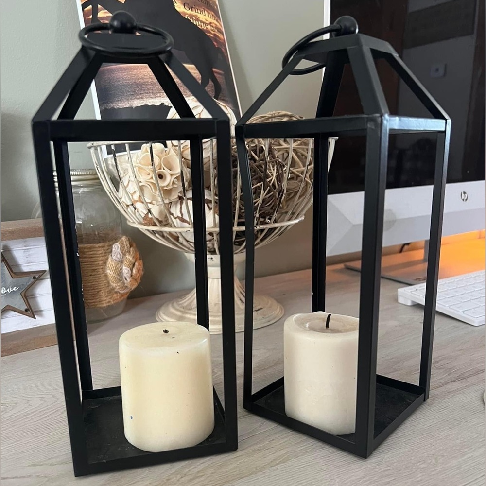 Decorative lanterns- set of 2: like new